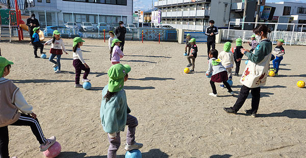 白子幼稚園でサッカー巡回指導を実施いたしました